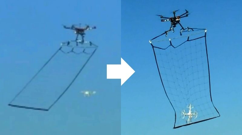 東京警視廳派出裝設繩網的攔截型無人機捕捉可疑空拍機。