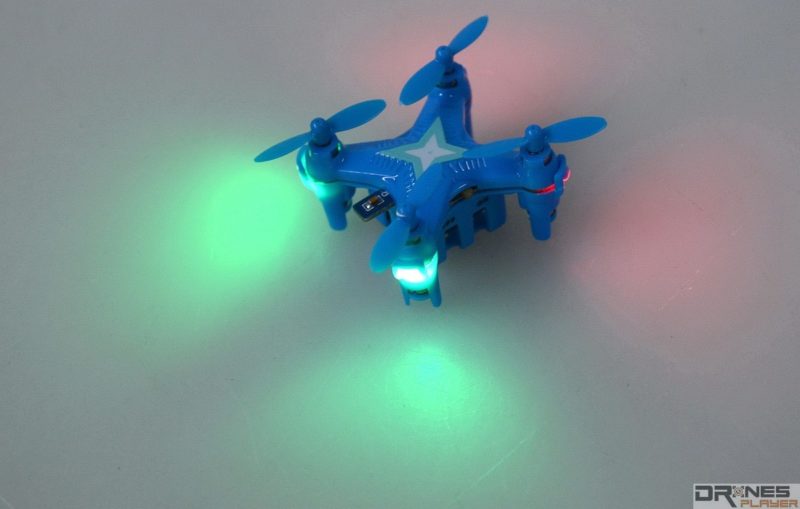 Create Toys E904 機身四邊都設有 LED 燈號，方便用家辨認機頭方向。