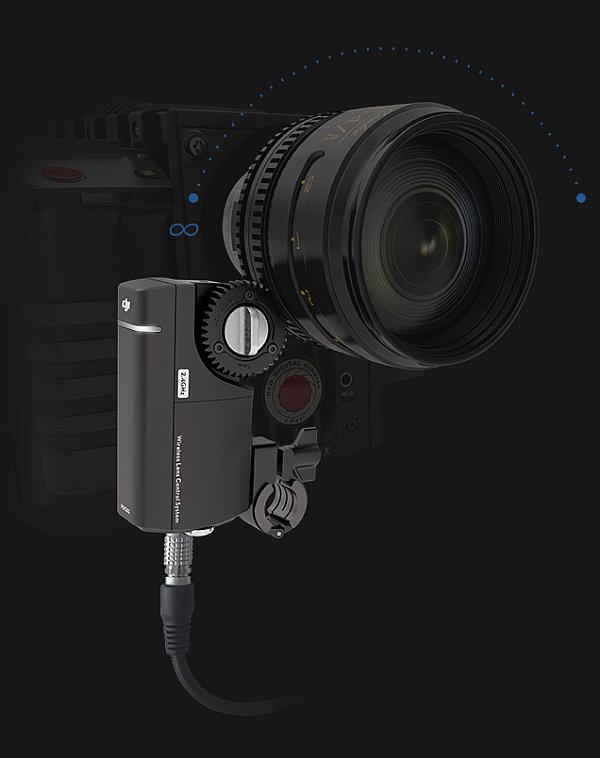 單眼相機裝上 DJI Focus 後，用戶只需調校鏡頭對焦環至無限遠，並將之記錄下來，再調至最近距離，DJI Focus 即可精準記錄限位點，調節焦點時在限位點便會自動停止。