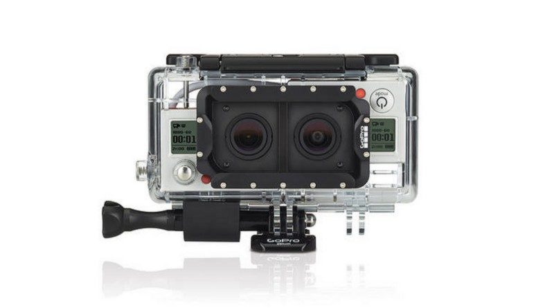 GoPro 早於 2011 年便曾推出 3D HERO System 的立體攝影方案，能夠將 2 部 GoPro 運動相機拼合為一，變身為雙鏡頭的拍攝裝置，可見 GoPro 早已掌握 3D 攝影技術。