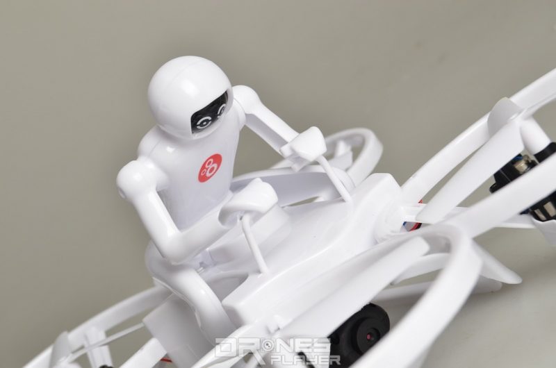 Create Toys E902 飛行器上可擺放一個白色的人偶公仔。