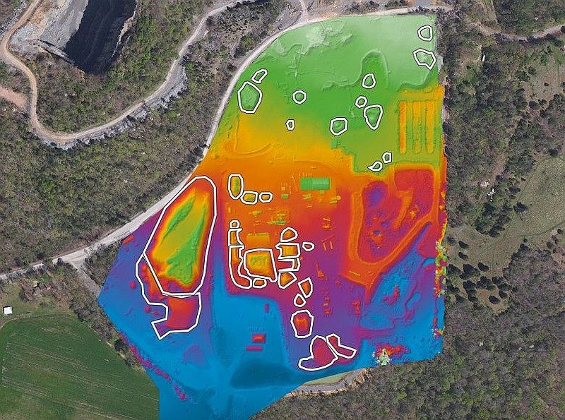 Kespry Drone 2.0 無人機的空拍覆蓋範圍達 150 畝面積，可根據地形變化繪製為 3D 地圖。