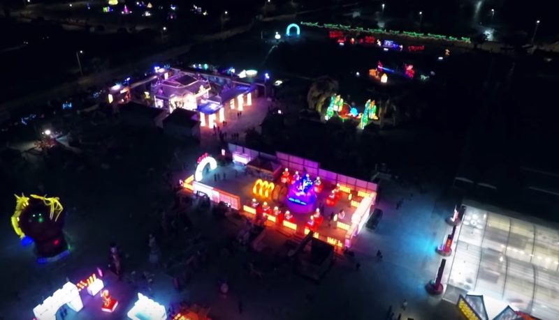 據稱是今年台灣燈會開幕前的空拍片段。（截圖自 YouTube/jackeyhua）