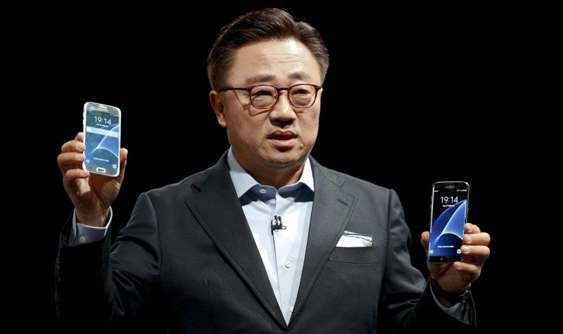 三星移動通訊事業部總裁高東真指出，Samsung 對 AR 技術感興趣，並做了大量準備工夫。