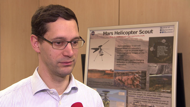 Stephan 相信無人機有助太空人進行火星探索任務。
