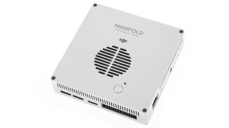 DJI Manifold 無人機電腦的外形非常方正。