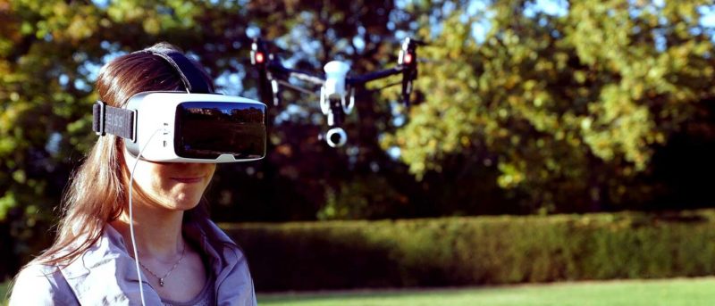 DJI 無人機結合蔡司 VR 眼罩 　航拍體感操控完全實現
