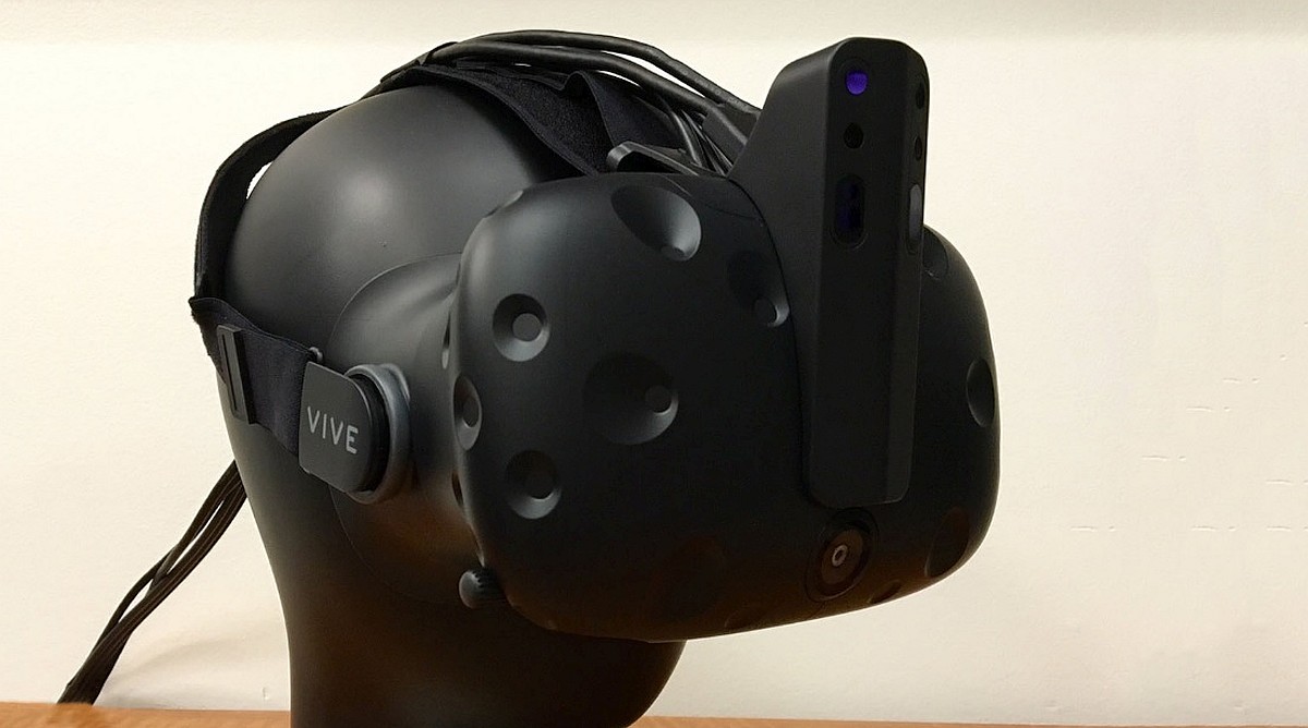 Intel 擬為HTC Vive 開發避障感測器