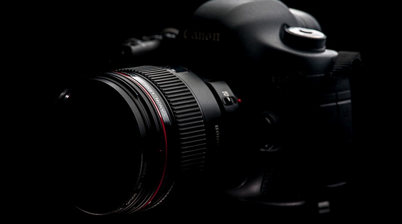Canon 5D MARK IV 傳有效像素達 3,000 萬 （圖片來源：ShutterStock）