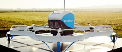 Amazon Prime Air Drone 從飛船母艦脫出　直降地面極速送貨
