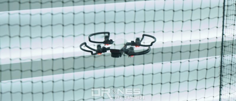 DJI Spark 在籠中