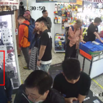 【高清 CCTV 片段曝光】大膽港叔光天化日偷航拍機　商店已報警