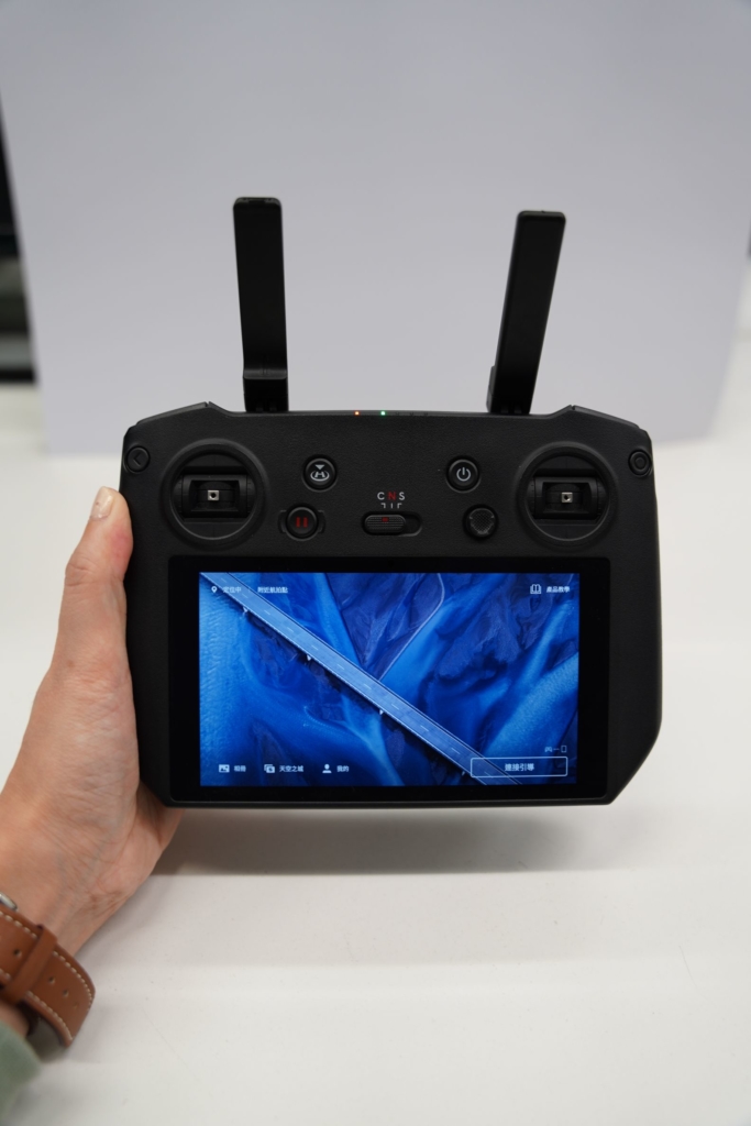 DJI Mavic 3 Cine 版本評測：順光拍攝畫質銳利　圖傳距離輕鬆達 4 公里